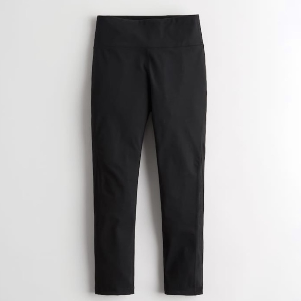 NWT Gilly Hicks by Hollister crop leggings